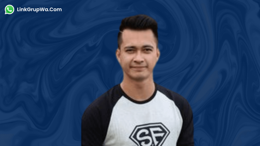 Link Twitter Eza Gionino